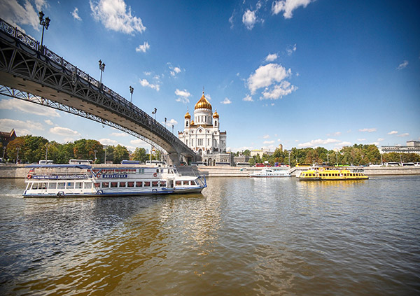 Аренда теплохода Августина в Москве